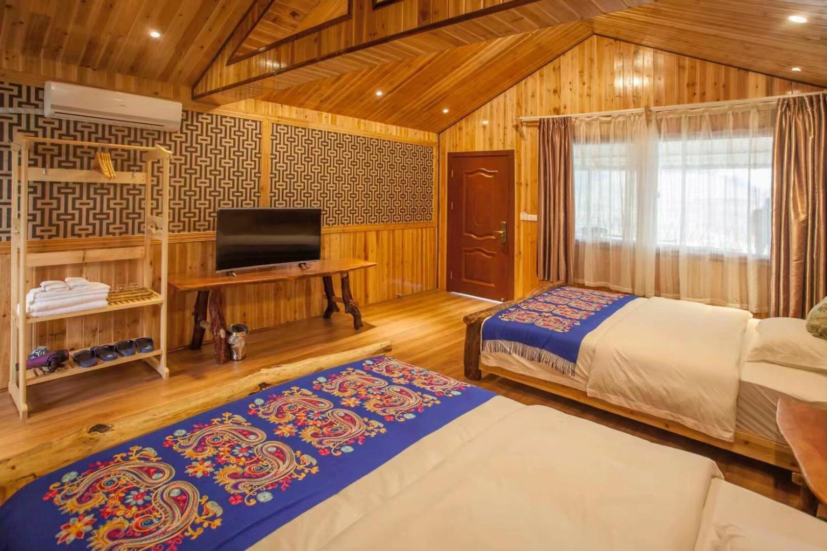 Long An Hotel Луншэн Экстерьер фото
