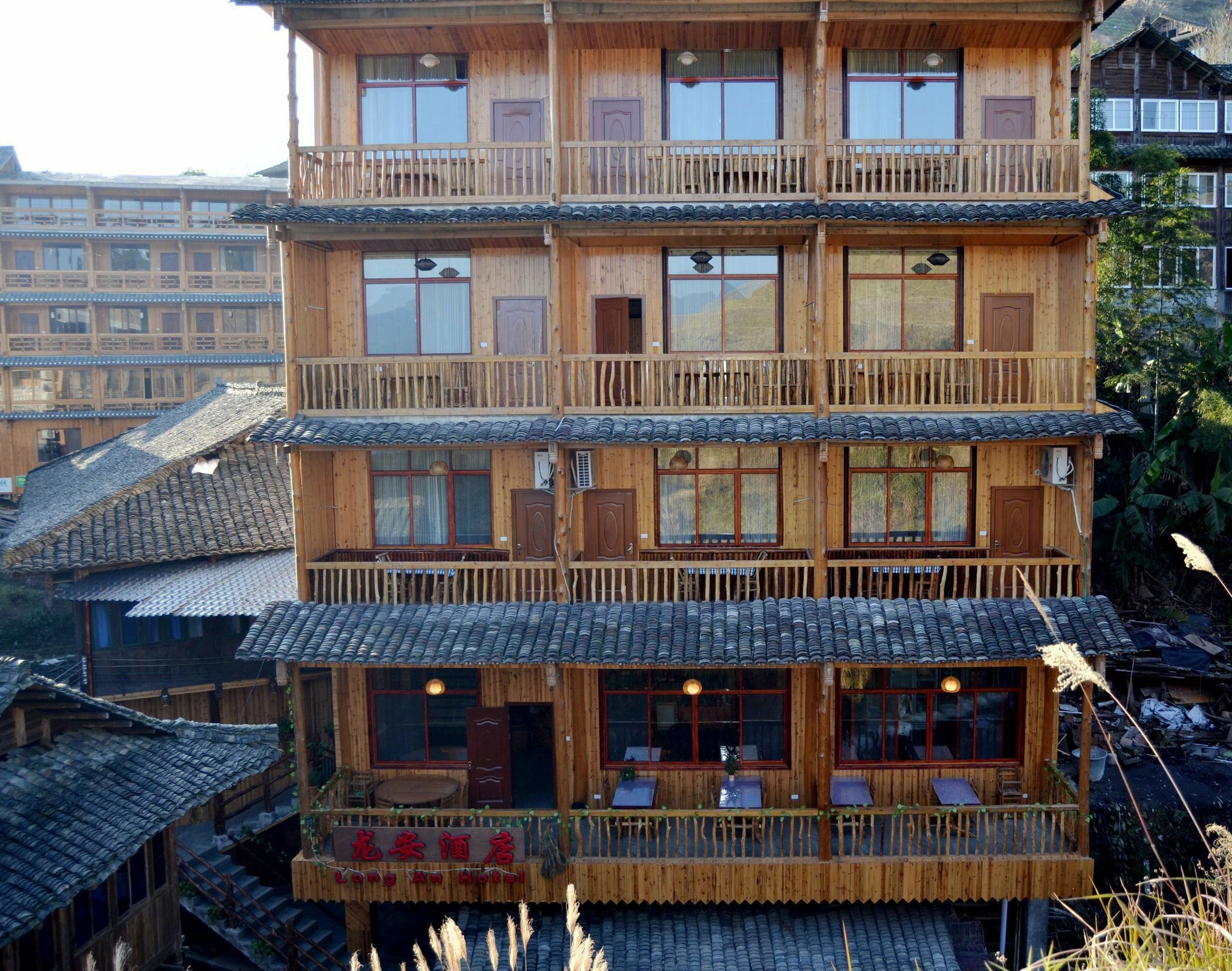 Long An Hotel Луншэн Экстерьер фото