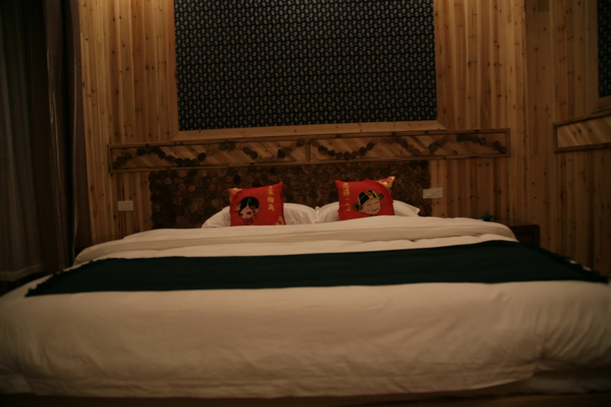 Long An Hotel Луншэн Экстерьер фото