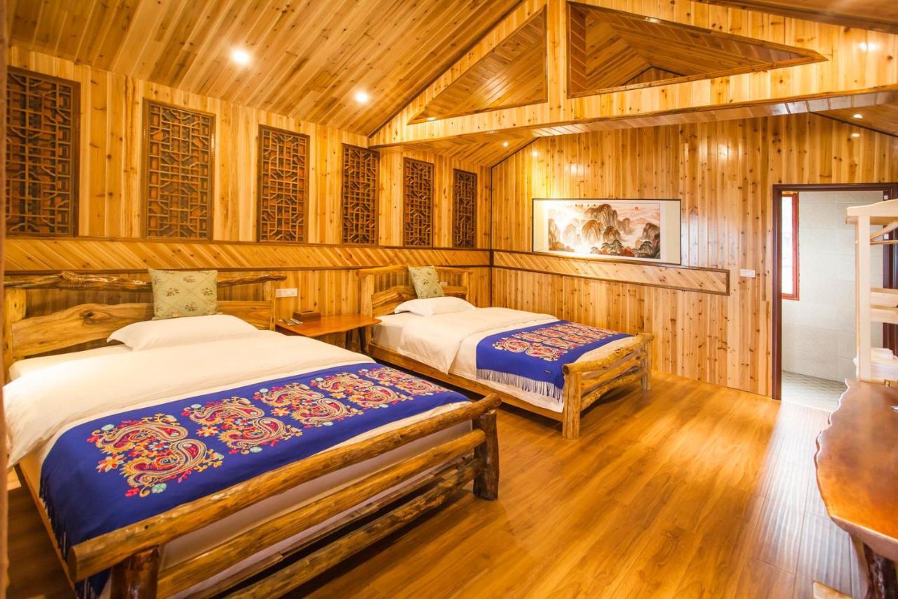 Long An Hotel Луншэн Экстерьер фото